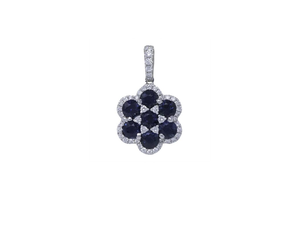 Flower-shaped Sapphire necklace 