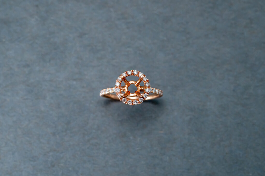 Semi-mounted Diamond ring 