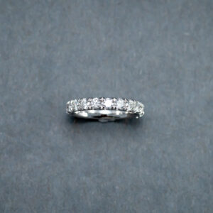 Silver ring with Diamonds 