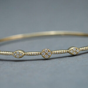 A White and Gold Diamond bracelet 