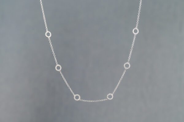 18K White Gold Diamond Circle Necklace