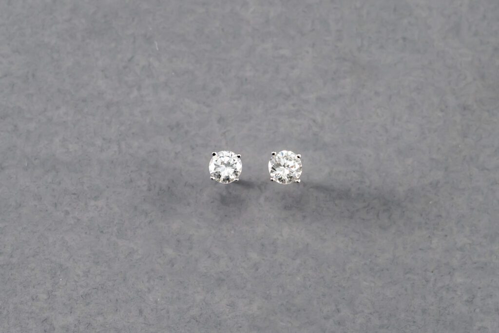 14K White Gold Diamond Stud Earrings