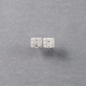 18k White Gold Diamond Cluster Stud Earrings