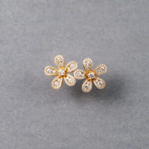14k Yellow Gold Diamond Flower Stud Earring