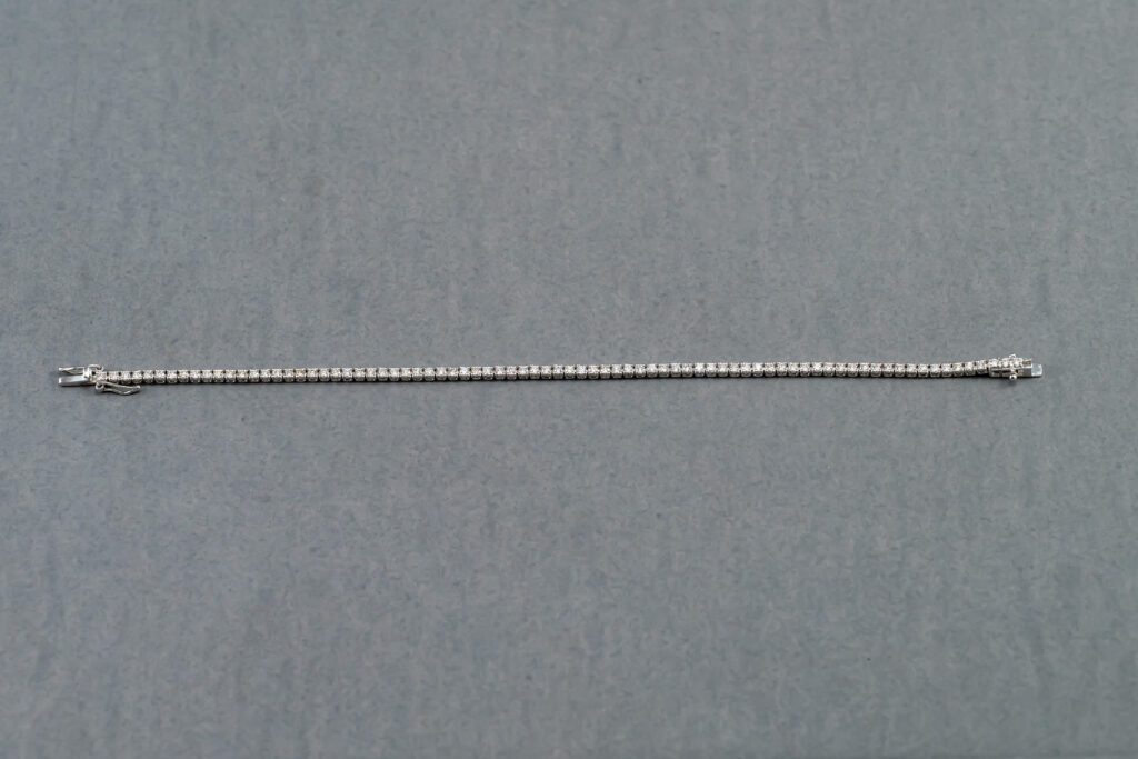 14k White Gold Diamond Tennis Bracelet