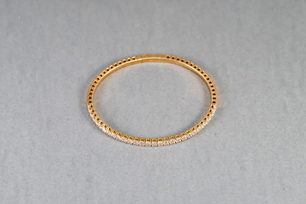 14k Yellow Gold Lab Grown Diamond Flexible Bangle Bracelet