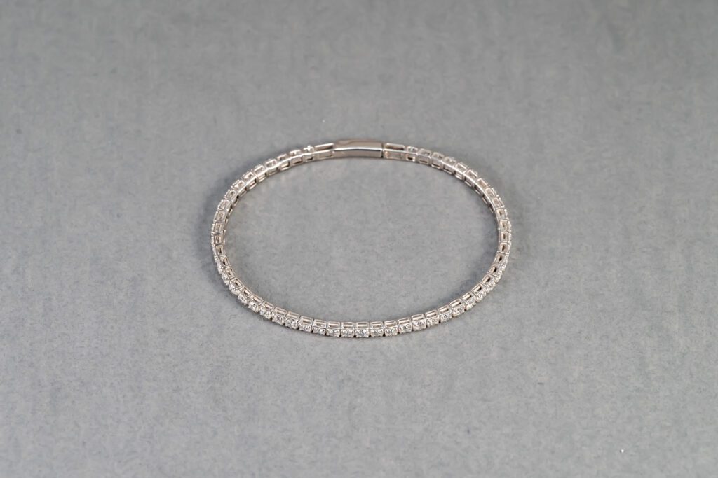14k White Gold Lab Grown Diamond Flexible Bangle Bracelet