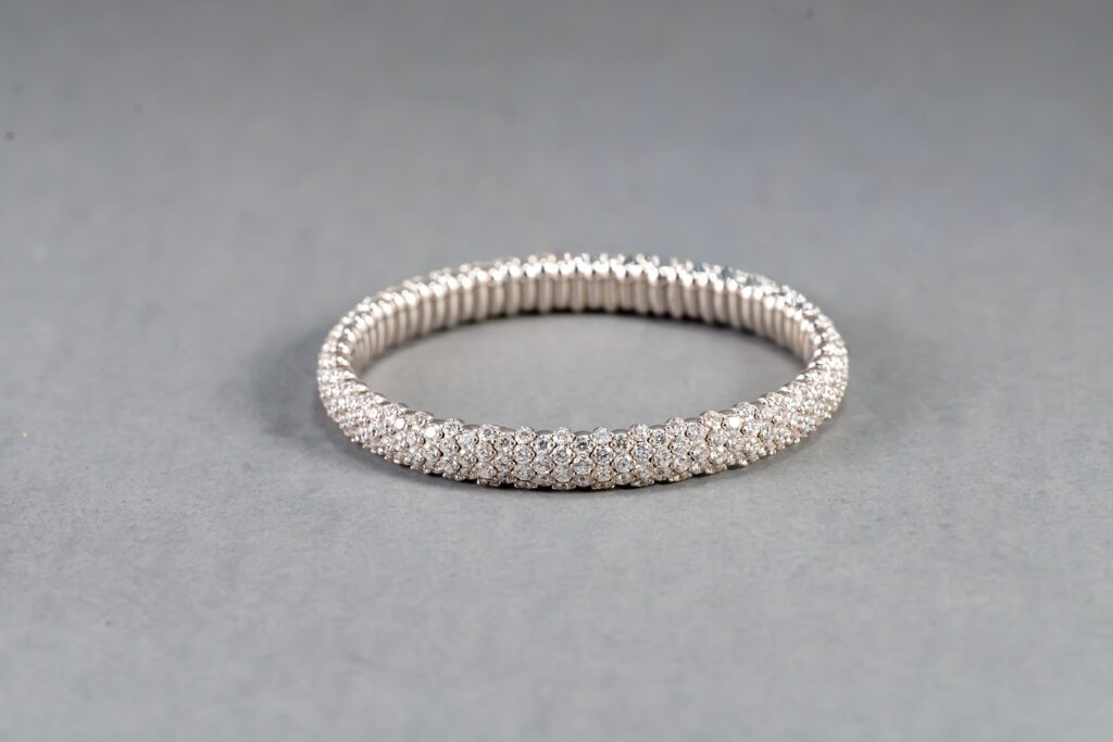 18k White Gold Zydo Diamond Stretchable Bracelet